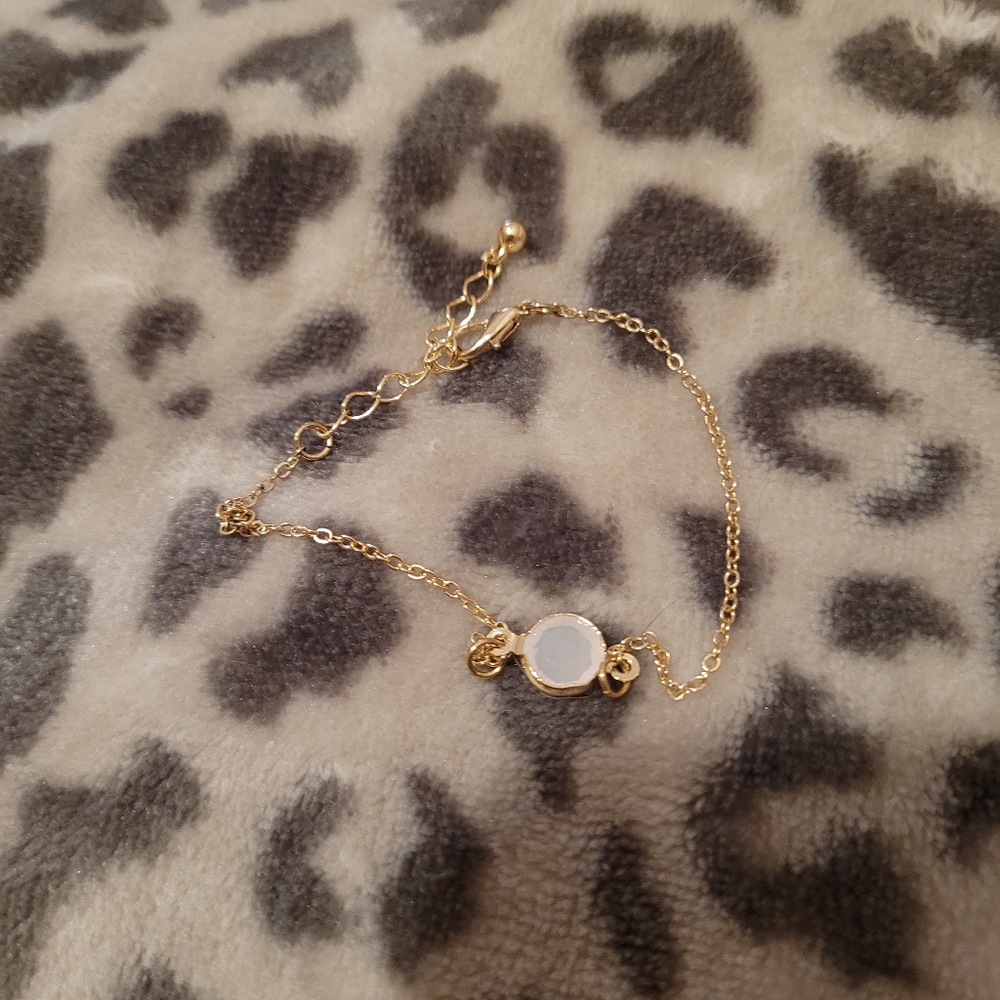 Gold Color Bracelet White Diamond Jewel Womens - Picture 3 of 3